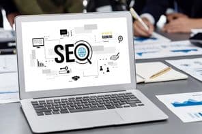 SEO keresőoptimalizálás a gyors e-kereskedelemhez.